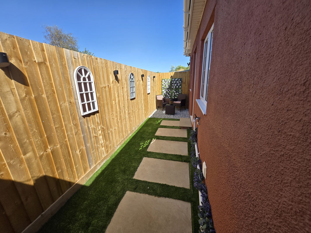 Outside Courtyard ()